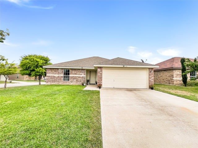 144 Calcite Lane, Jarrell