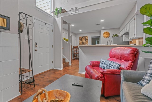 5608 Cougar Drive 226, Austin