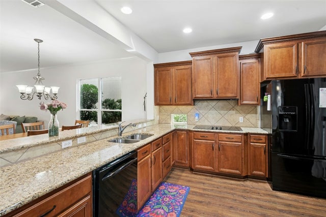 308 Hills Of Texas Trail, Georgetown