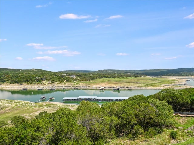 Residential Real Estate for Sale at 17545 E Reed Parks Rd 5 on Lake Travis - MLS #1210703