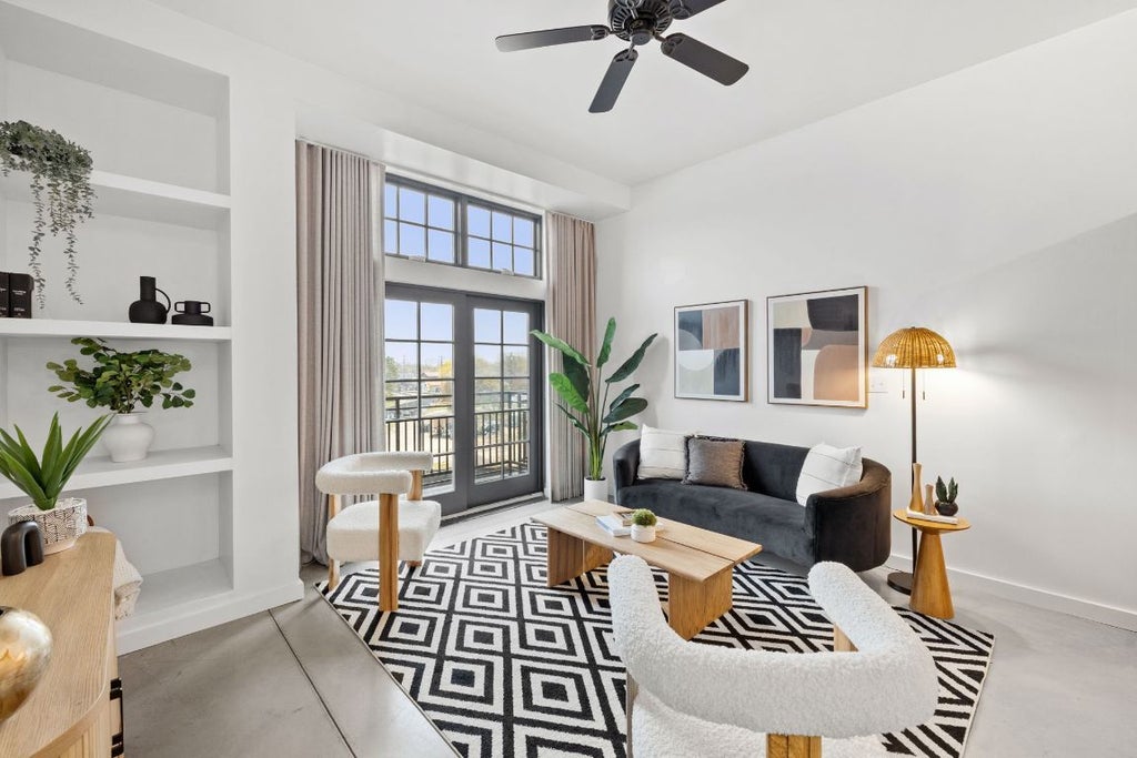 2235 E 6th Street 302, Austin