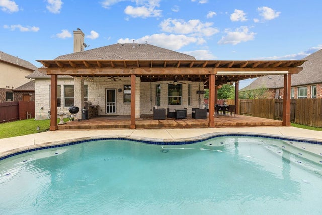 204 Lake Livingston Drive, Georgetown