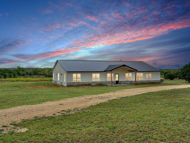 720 County Road 2337, Lampasas