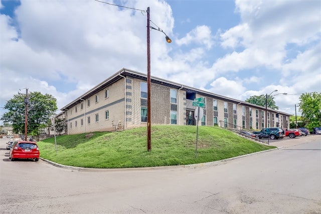 2401 Manor Road 210, Austin