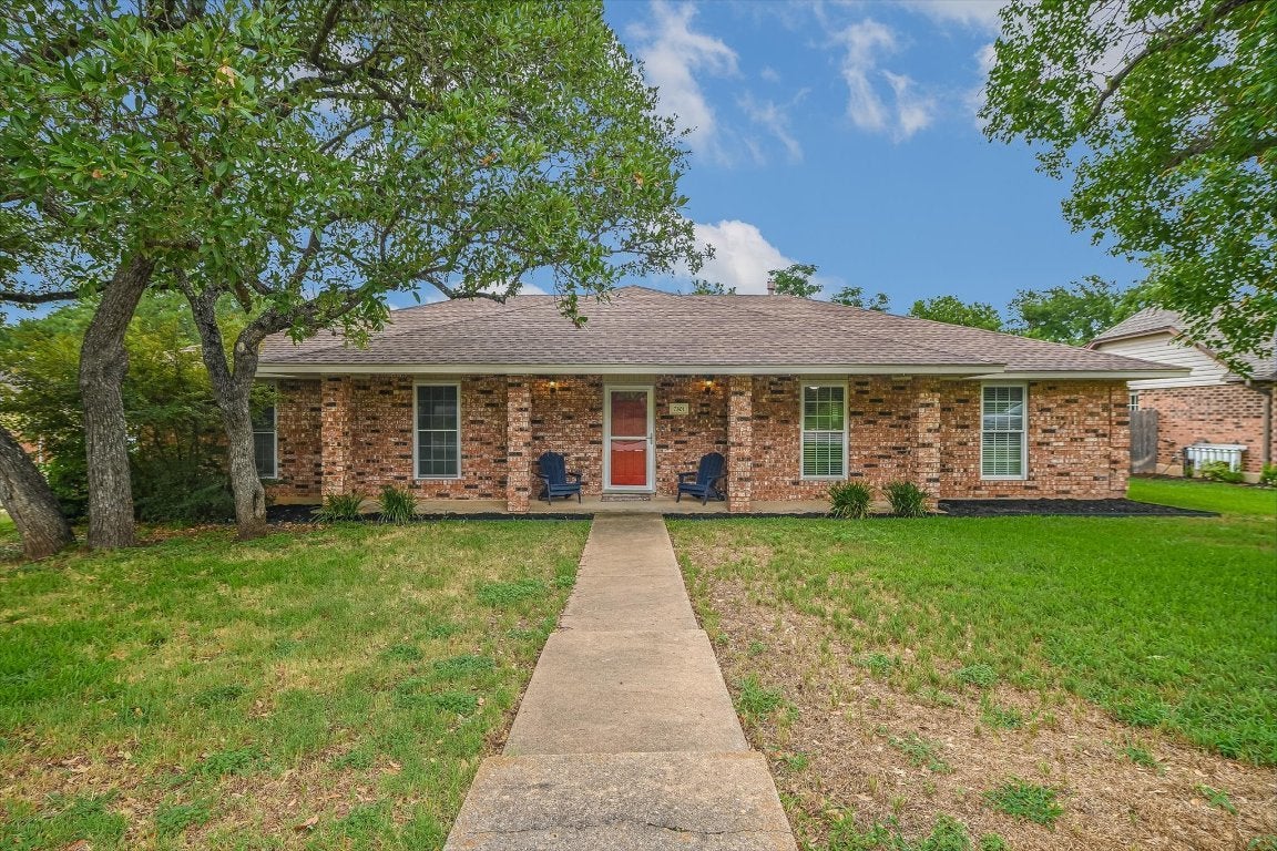 Photo of Listing #8205664