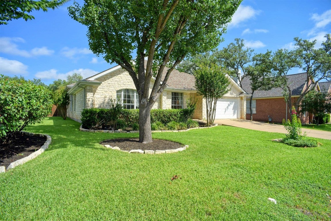 Photo of Listing #8474312