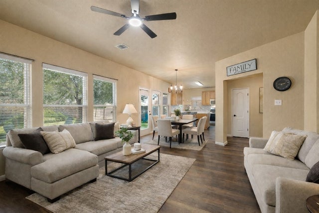 3416 Winding Shore Lane, Pflugerville