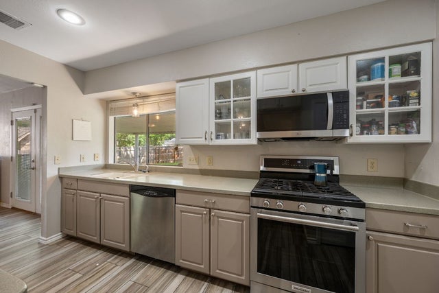 1300 Neans Drive, Austin