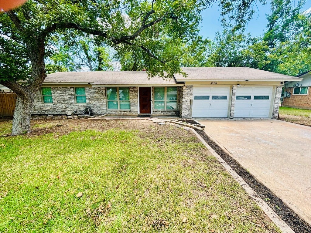 Photo of Listing #9384512