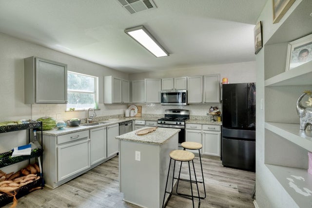 3808 Julianas Way, Round Rock