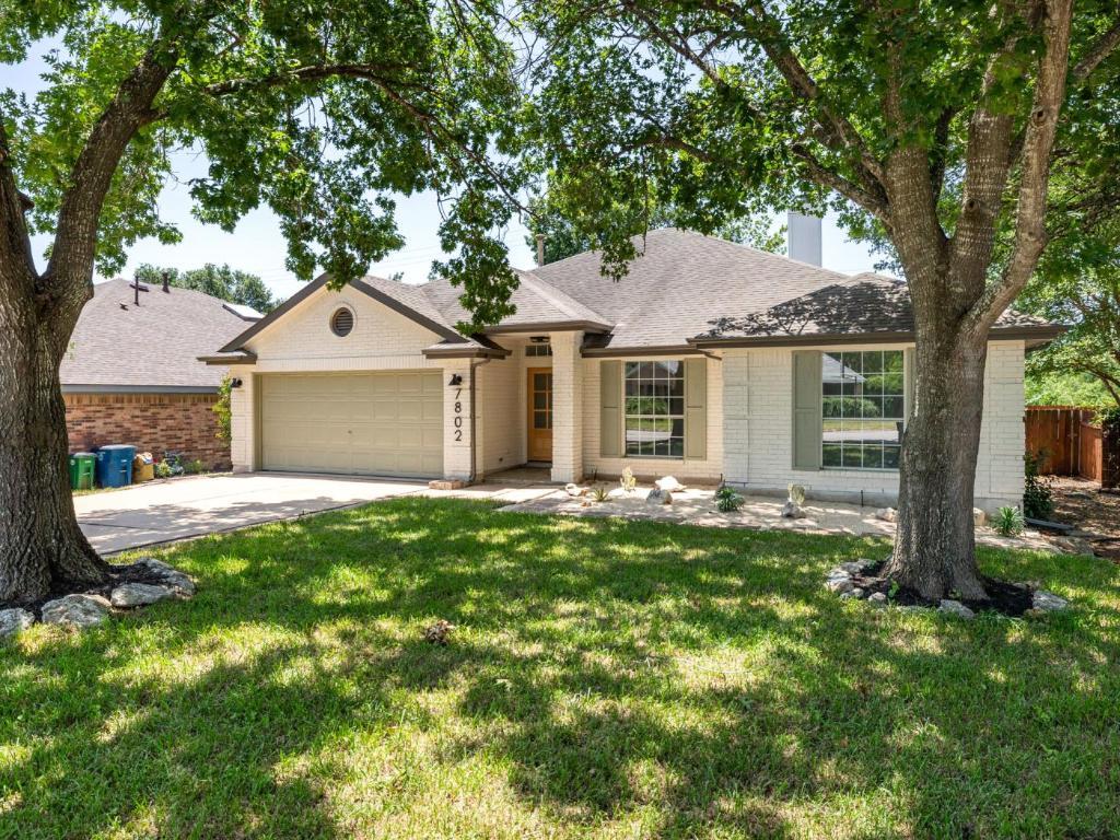 Photo of Listing #2573445