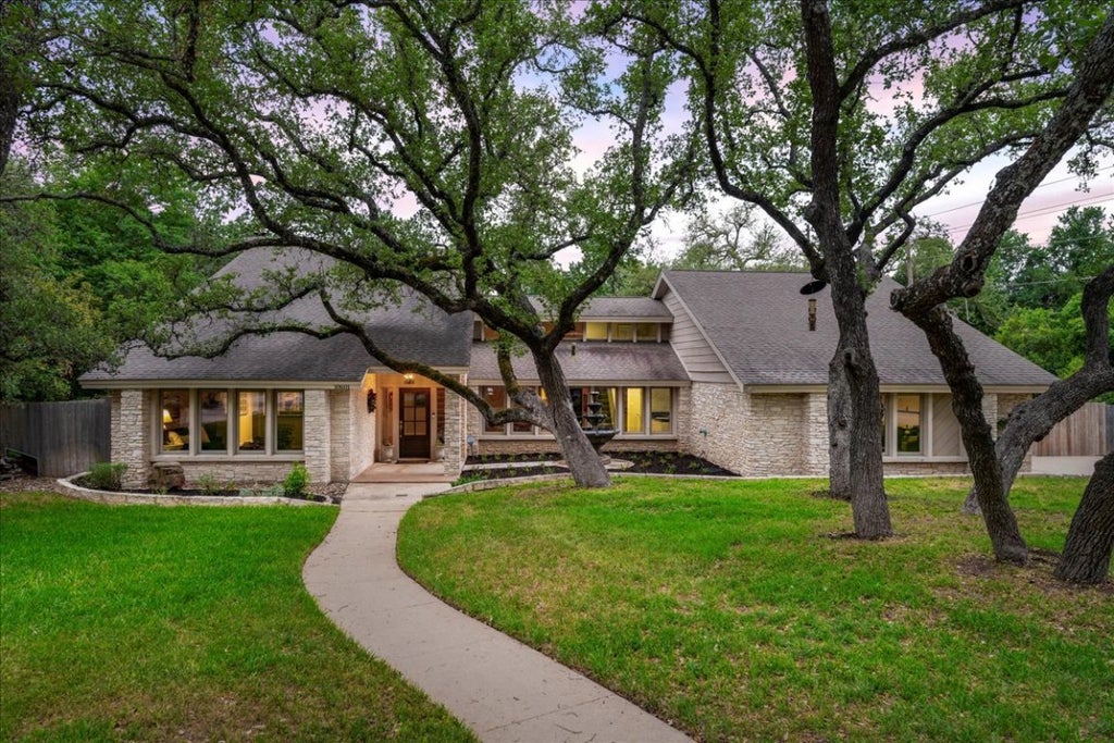 10601 Spicewood Parkway, Austin