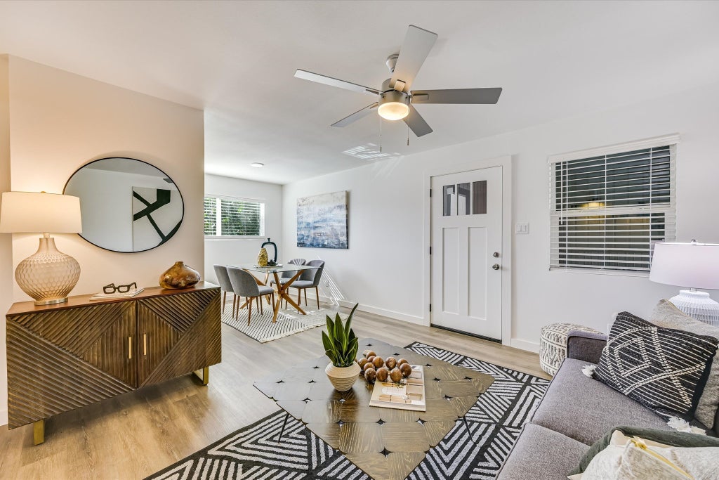 3703 Harmon Avenue 206, Austin