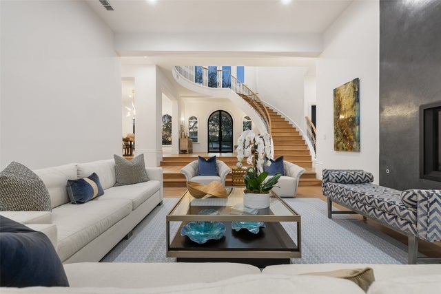 2005 Far Gallant Drive, Austin