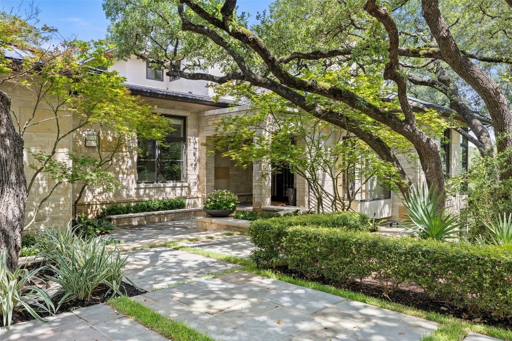 3806 Spirit Lake Cove, Austin