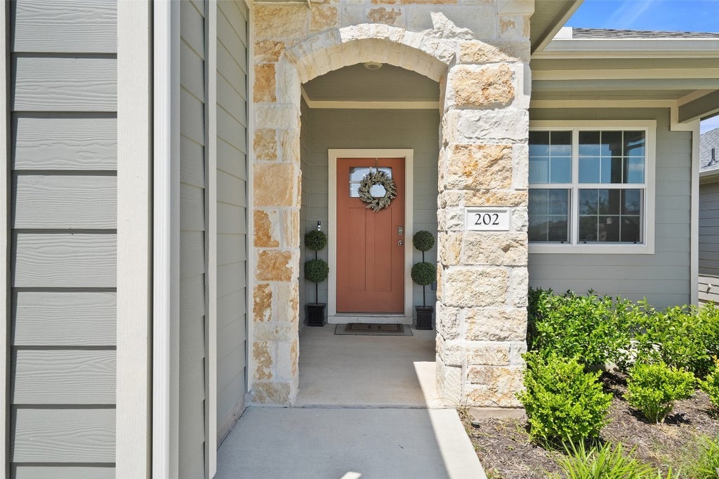 202 Barton Creek Lane, Hutto