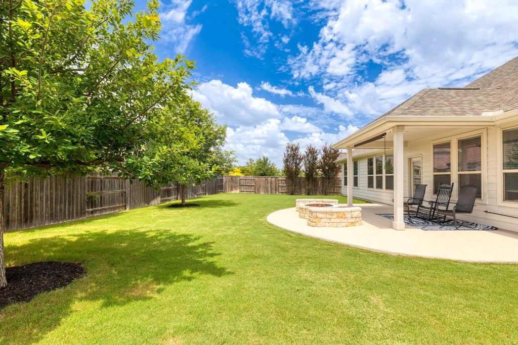 232 Silver Pass, Kyle