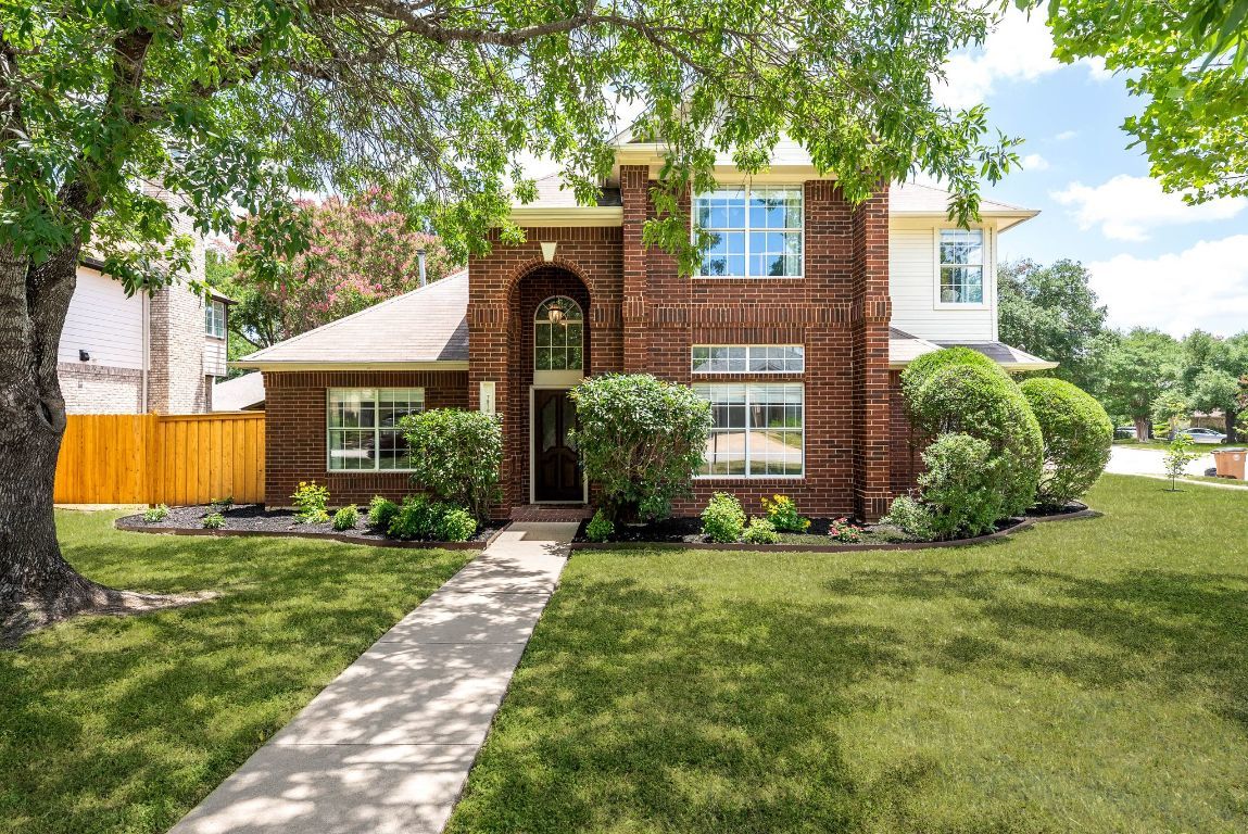 Photo of Listing #8318100