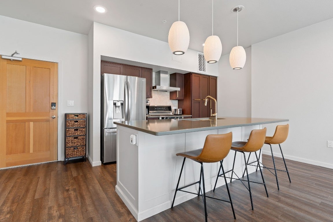 Photo of Listing #1534685