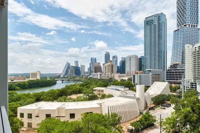 54 Rainey Street 1018, Austin