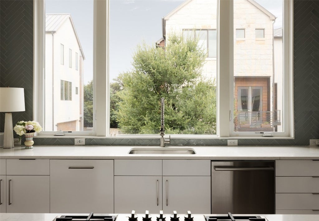 3100 Menchaca Rd 10, Austin