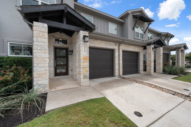 2117 Local Rebel Loop, Leander