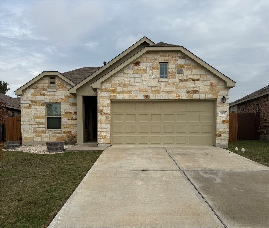 369 Shale Circle, Buda