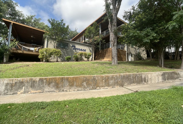 1212 Castle Hill Street 6, Austin