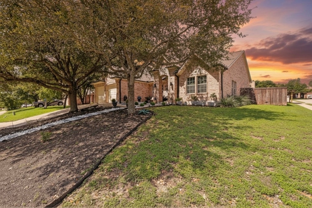 2501 Aspen Meadow Road, Leander