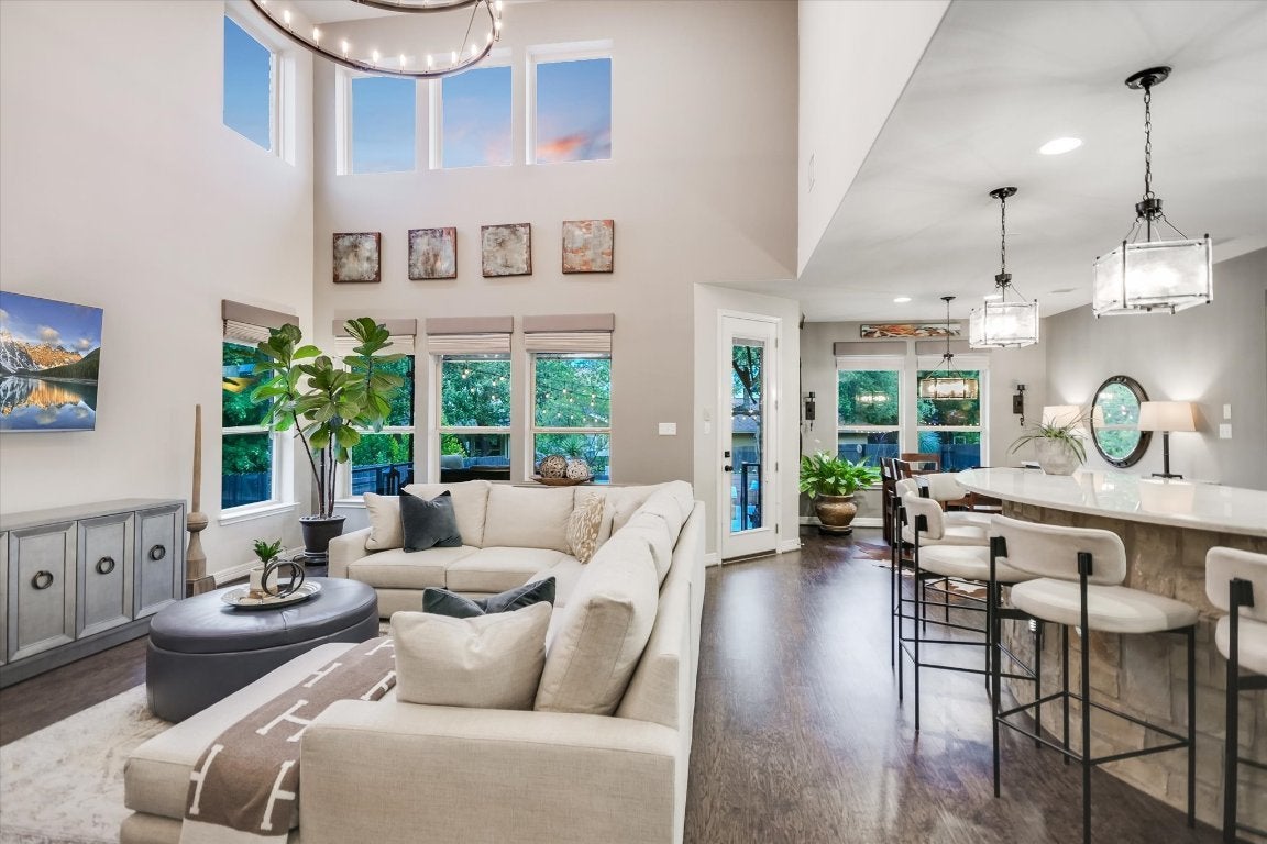 Photo of Listing #6650862