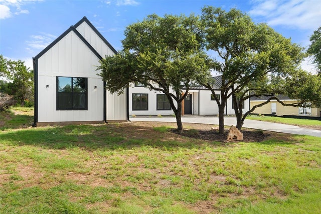 43 War Bonnet, Wimberley