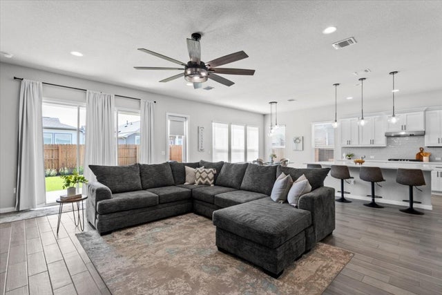 8209 Bestride Bend, Austin