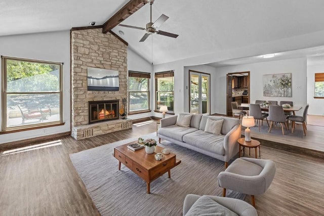 9127 Granada Hills Drive, Austin