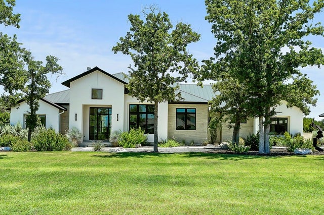 Photo of Listing #3841116