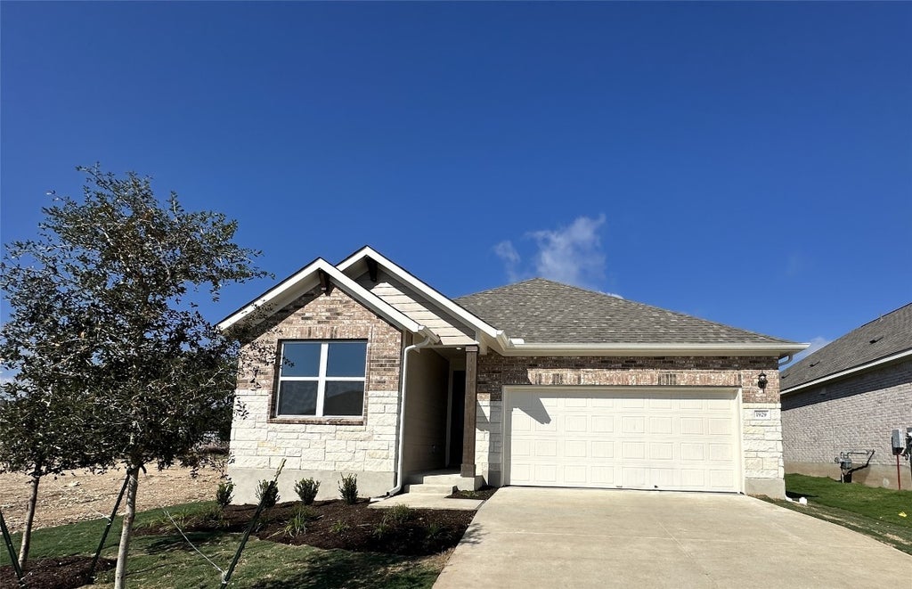 1929 Fannie Road, Georgetown