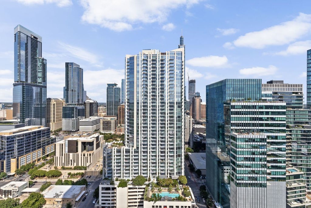 301 West Avenue 3004, Austin
