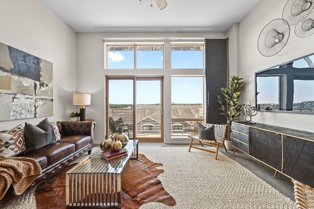 2124 E 6th Street 420, Austin