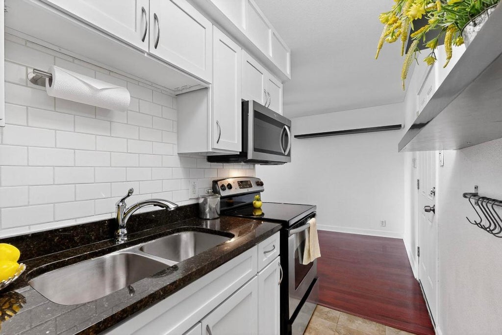 2020 S Congress Avenue 1320, Austin