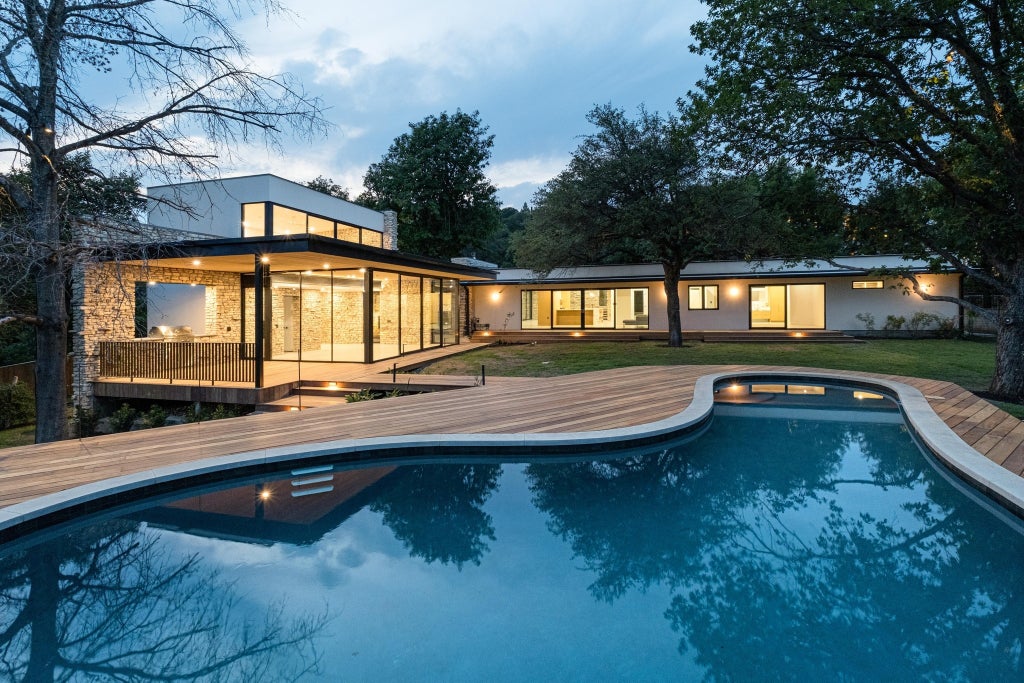 201 Wild Cat Hollow, West Lake Hills