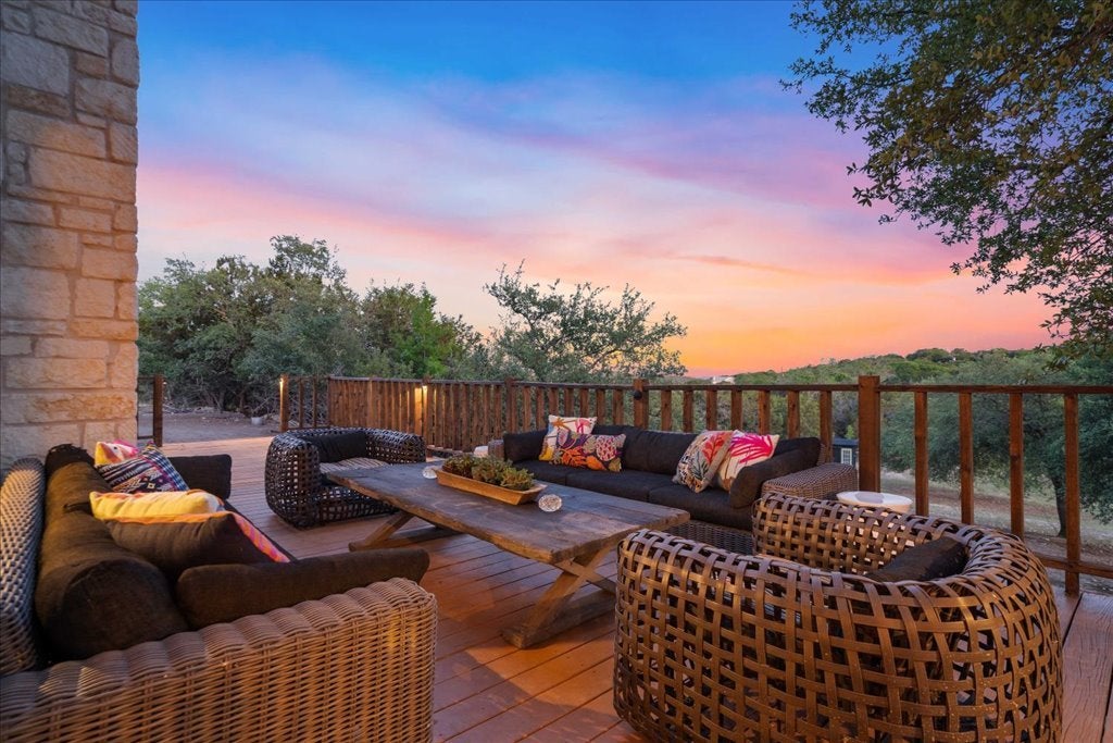 19801 Adrian Way, Jonestown