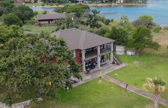 Residential Real Estate for Sale at 210 Lariat Lane on Lake Buchanan - MLS #3129830
