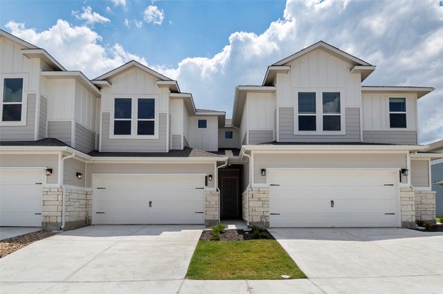 2033 Cora Ivy Lane, Round Rock