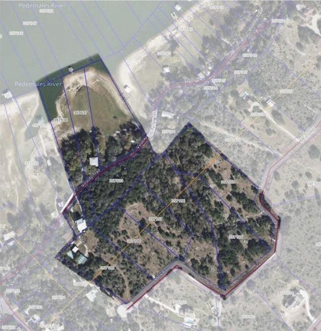 Residential Real Estate for Sale located in the neighborhood of Pedernales 02, on Lake Travis in the city of Spicewood, TX