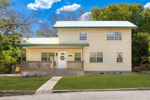 11004 Elm Street, Jonestown