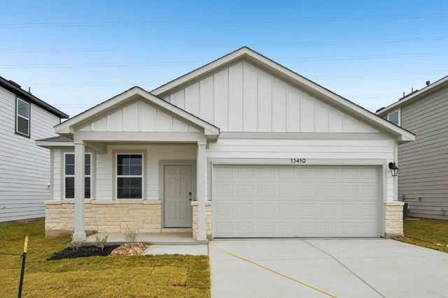 13419 Derby Ride Drive, Buda