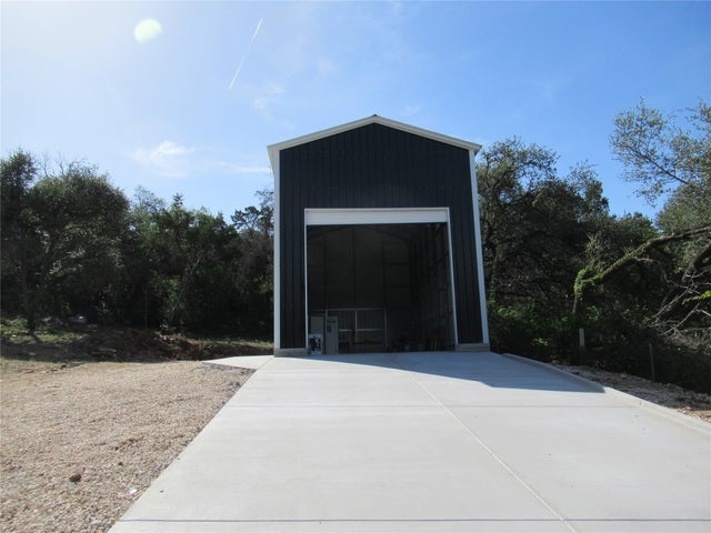 11806 Evergreen Street, Jonestown