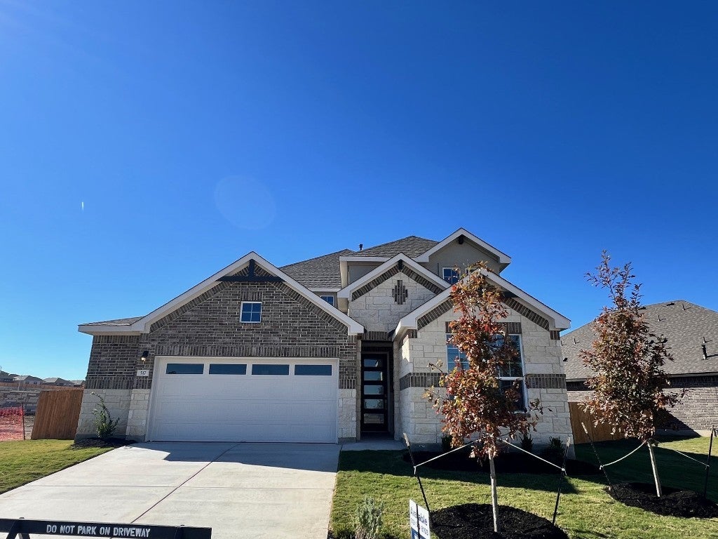517 Prairie Wind Drive, Leander