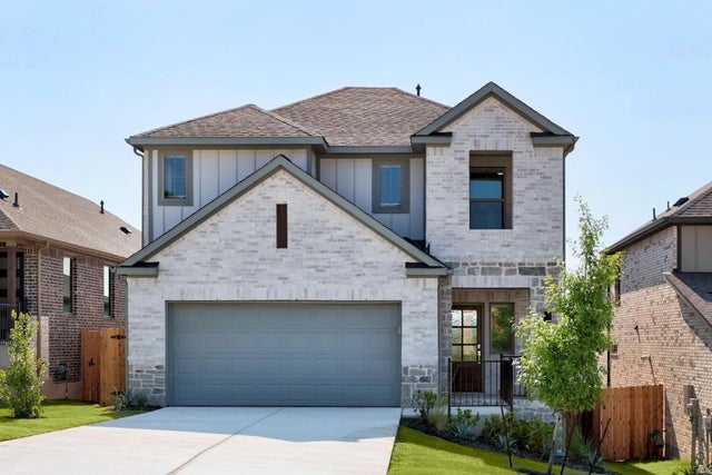 8015 Shining Flor Run, Lago Vista