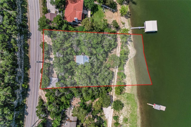 Residential Real Estate for Sale at 13527 Bullick Hollow Rd on Lake Travis - MLS #9308720