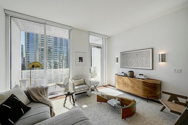 301 West Avenue 2105, Austin